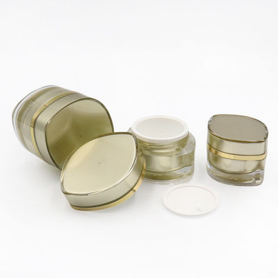 Conjunto de embalagens cosméticas estampadas a quente com bomba de tampa Pc308
